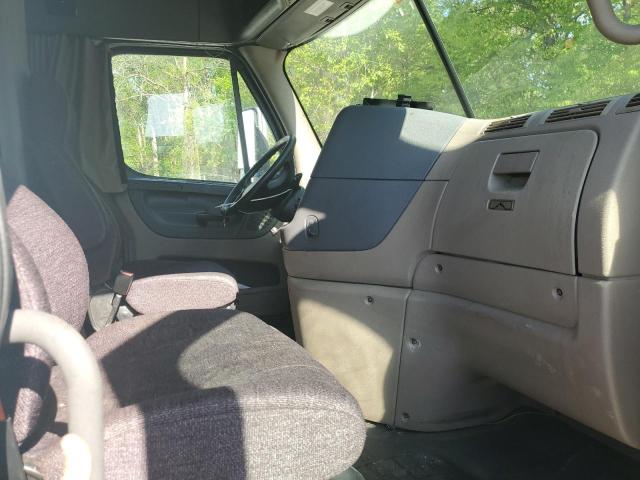 1FUGGLDV2FLGF4112 - 2015 FREIGHTLINER CASCADIA 1 Ақ фото 5