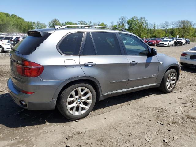 5UXZV4C55BL402989 - 2011 BMW X5 XDRIVE35I SILVER photo 3