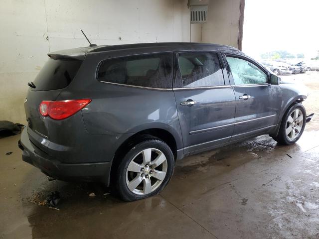 1GNEV33D79S104582 - 2009 CHEVROLET TRAVERSE LTZ GRAY photo 3