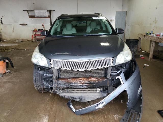 1GNEV33D79S104582 - 2009 CHEVROLET TRAVERSE LTZ GRAY photo 5