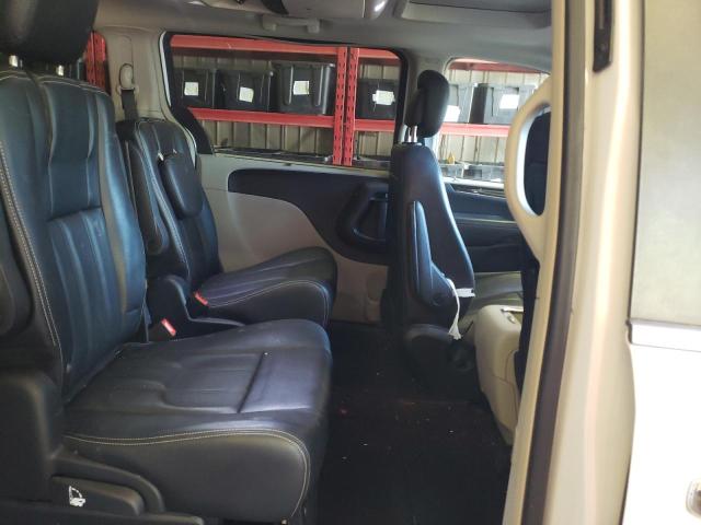 2C4RC1CG3GR285547 - 2016 CHRYSLER TOWN & COU TOURING L WHITE photo 10