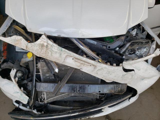 2C4RC1CG3GR285547 - 2016 CHRYSLER TOWN & COU TOURING L WHITE photo 11