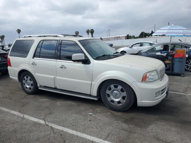5LMFU27536LJ27661 - 2006 LINCOLN NAVIGATOR WHITE photo 4