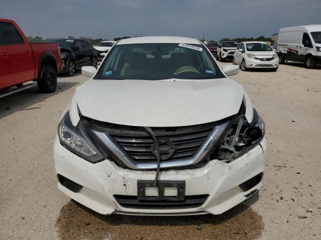 1N4AL3AP1GN322156 - 2016 NISSAN ALTIMA 2.5 WHITE photo 5