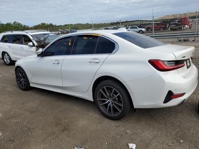 3MW5R7J09M8B97682 - 2021 BMW 330XI WHITE photo 2