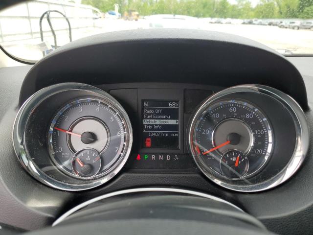 2A4RR8DG2BR619298 - 2011 CHRYSLER TOWN & COU TOURING L SILVER photo 9