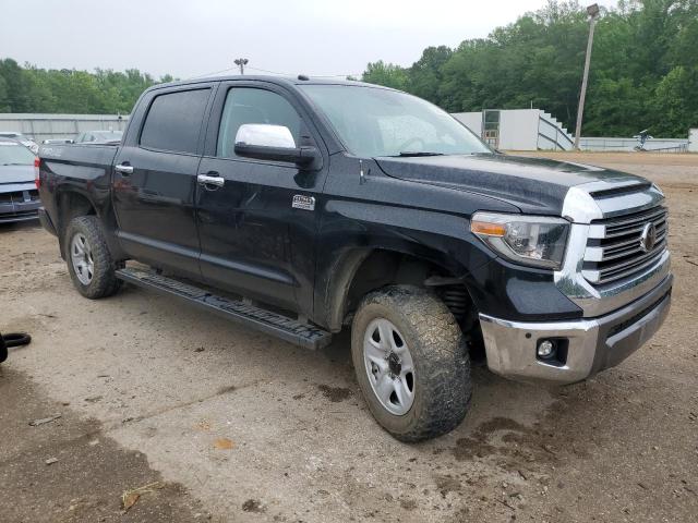 5TFAY5F15JX703788 - 2018 TOYOTA TUNDRA CREWMAX 1794 BLACK photo 4