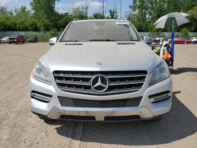 4JGDA5HB1EA374390 - 2014 MERCEDES-BENZ ML 350 4MATIC SILVER photo 5