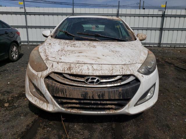 KMHD35LE3DU047014 - 2013 HYUNDAI ELANTRA GT WHITE photo 5