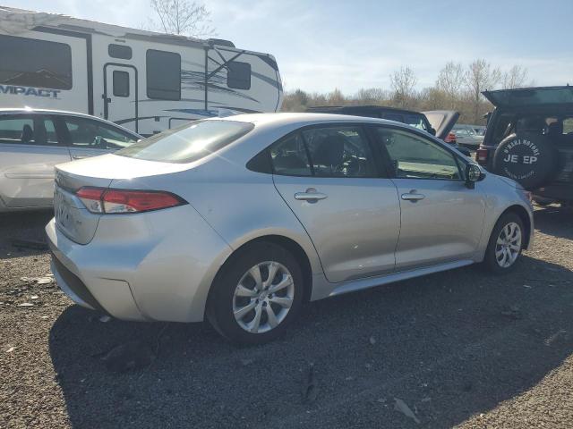 JTDEPRAE9LJ037501 - 2020 TOYOTA COROLLA LE 银色 照片 3