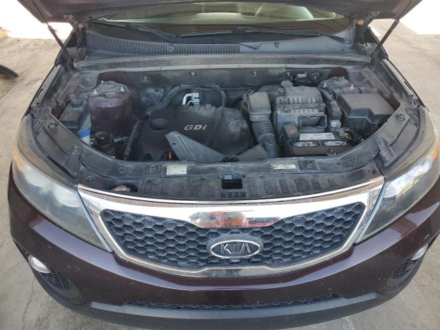 5XYKTDA64CG298450 - 2012 KIA SORENTO BASE BROWN photo 12