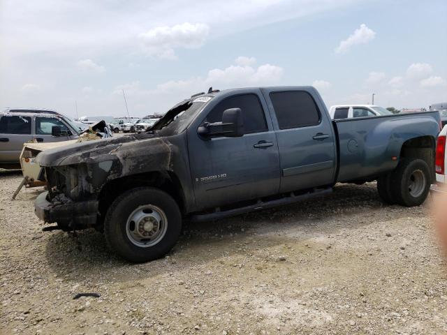 1GCJK33688F112375 - 2008 CHEVROLET SILVERADO K3500 BLUE photo 2