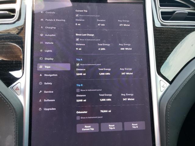 5YJSA1E11HF177408 - 2017 TESLA MODEL S Մոխրագույն լուսանկար 9