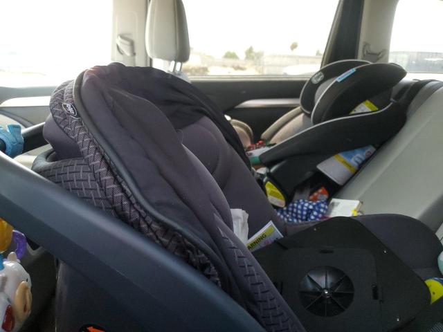 5TDJKRFHXES044415 - 2014 TOYOTA HIGHLANDER XLE GRAY photo 11