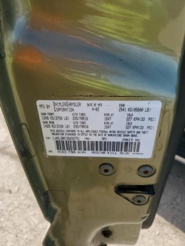 1J4GL38K12W292751 - 2002 JEEP LIBERTY RENEGADE GREEN photo 12