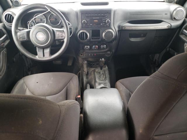 1C4BJWDG2DL685896 - 2013 JEEP WRANGLER U SPORT Srebrny zdjęcie 8