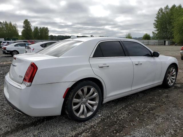 2C3CCAAG5KH507243 - 2019 CHRYSLER 300 TOURING WHITE photo 3