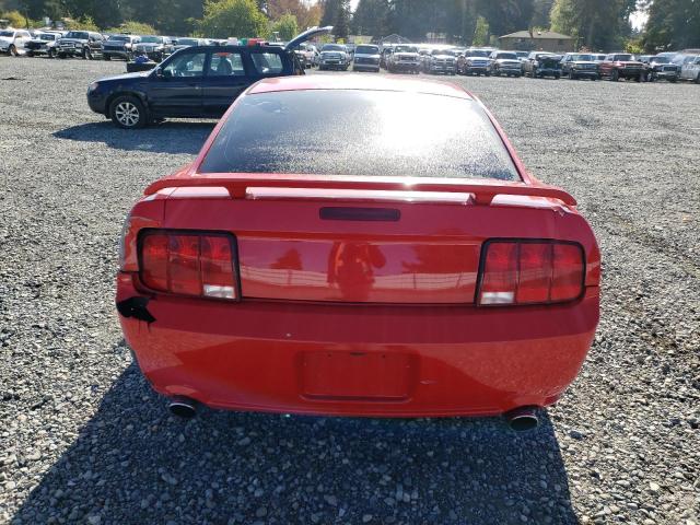 1ZVFT82H255106928 - 2005 FORD MUSTANG GT RED photo 6