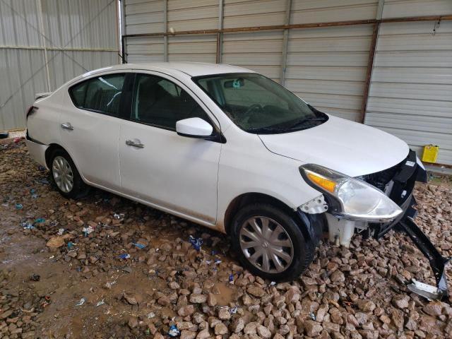 3N1CN7AP2KL849106 - 2019 NISSAN VERSA S WHITE photo 4