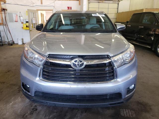 5TDJKRFH2GS502838 - 2016 TOYOTA HIGHLANDER XLE 银色 照片 5