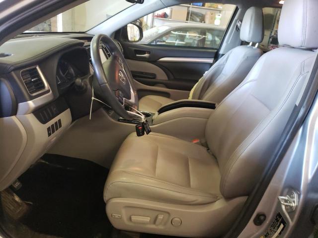 5TDJKRFH2GS502838 - 2016 TOYOTA HIGHLANDER XLE 银色 照片 7