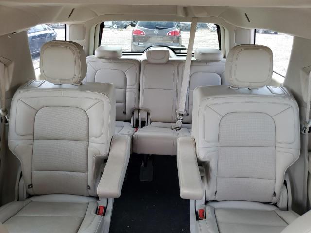 5LMJJ2LT0KEL16807 - 2019 LINCOLN NAVIGATOR RESERVE WHITE photo 10