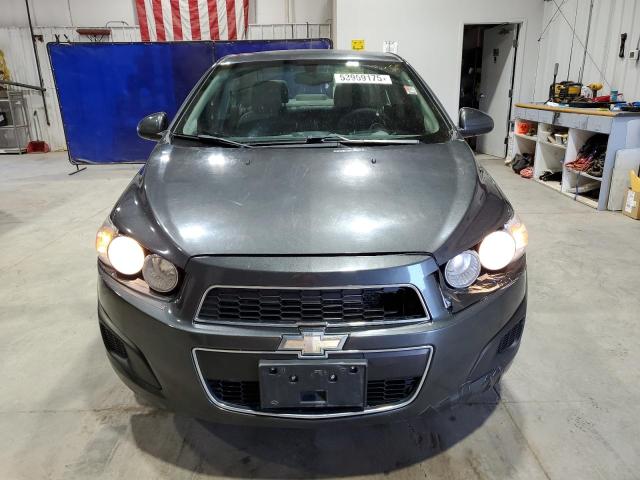 1G1JA5SH7G4184561 - 2016 CHEVROLET SONIC LS GRAY photo 2
