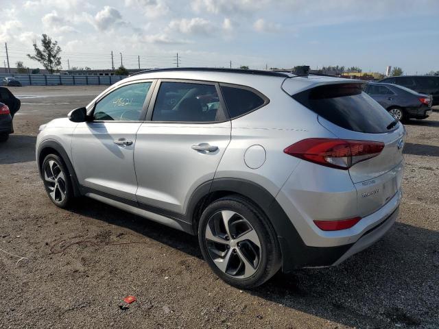 KM8J33A21JU835480 - 2018 HYUNDAI TUCSON VALUE SILVER photo 2