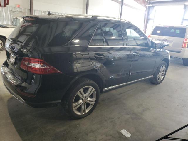 4JGDA5HB4FA528320 - 2015 MERCEDES-BENZ ML 350 4MATIC BLACK photo 3