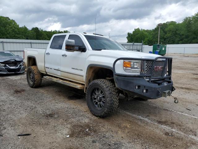 1GT12UE81GF117694 - 2016 GMC SIERRA K2500 DENALI WHITE photo 4