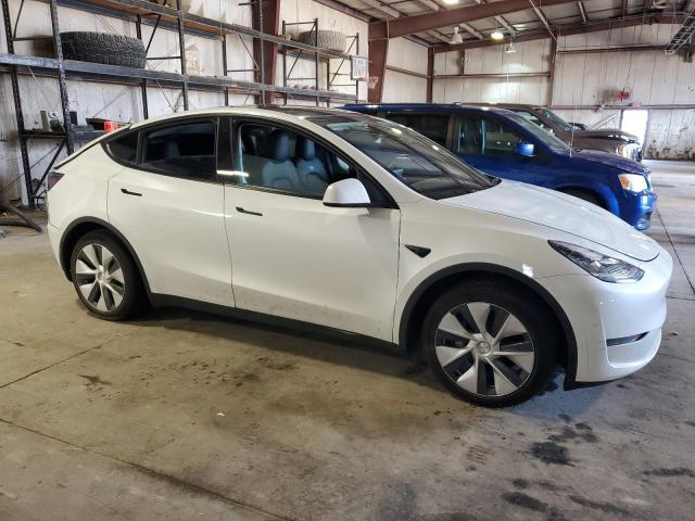 5YJYGDEE7MF063906 - 2021 TESLA MODEL Y Белый фото 4