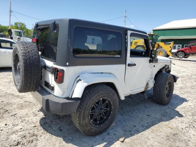 1C4AJWBG4CL280264 - 2012 JEEP WRANGLER SAHARA WHITE photo 3