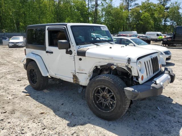 1C4AJWBG4CL280264 - 2012 JEEP WRANGLER SAHARA WHITE photo 4