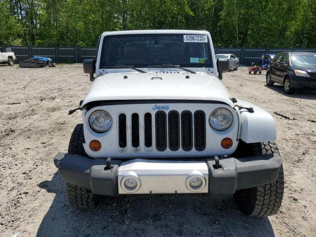 1C4AJWBG4CL280264 - 2012 JEEP WRANGLER SAHARA WHITE photo 5