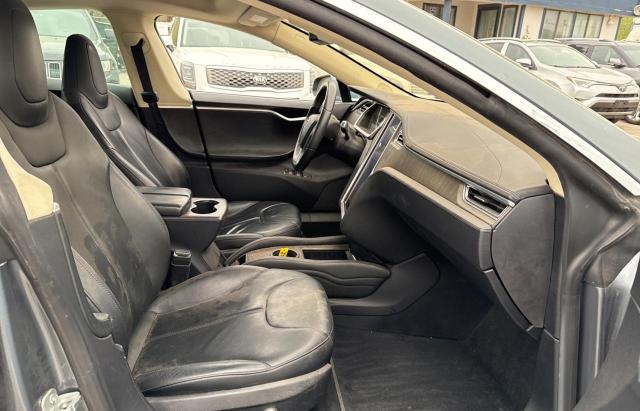 5YJSA1CN1DFP07747 - 2013 TESLA MODEL S GRAY photo 5