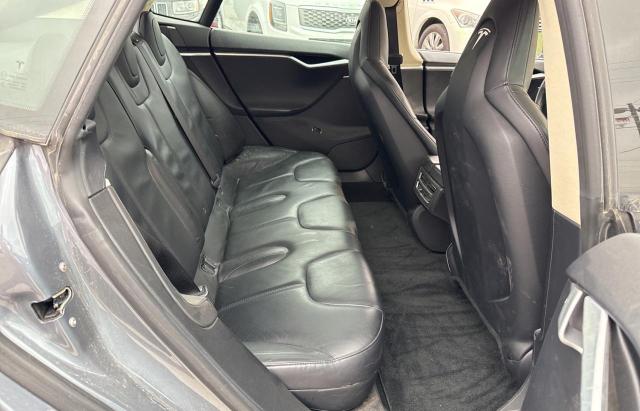 5YJSA1CN1DFP07747 - 2013 TESLA MODEL S GRAY photo 6