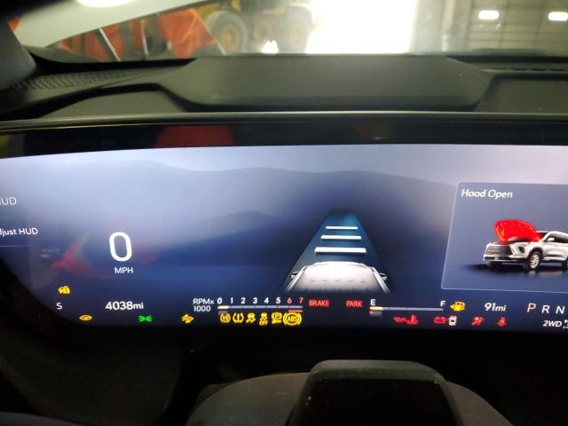 5GAEVCRS1SJ120921 - 2025 BUICK ENCLAVE AVENIR WHITE photo 9