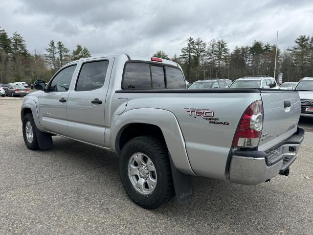 5TELU4EN0AZ689519 - 2010 TOYOTA TACOMA DOUBLE CAB SILVER photo 3