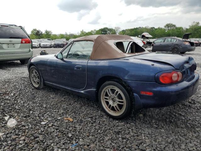 JM1NB353230312023 - 2003 MAZDA MX-5 MIATA BASE BLUE photo 2