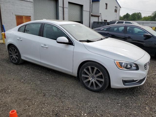 LYV402TK5HB149920 - 2017 VOLVO S60 PREMIER WHITE photo 4