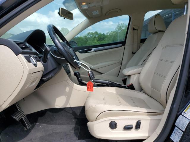 1VWDT7A37HC083640 - 2017 VOLKSWAGEN PASSAT R-LINE შავი ფოტო 7