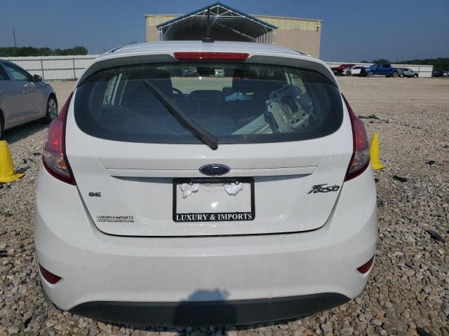 3FADP4EJXKM138611 - 2019 FORD FIESTA SE WHITE photo 6