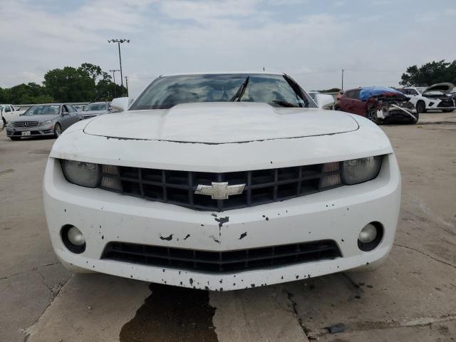 2G1FB1ED7B9208299 - 2011 CHEVROLET CAMARO LT WHITE photo 5