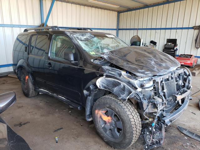 5N1AR18WX5C768322 - 2005 NISSAN PATHFINDER LE 黑色 照片 4