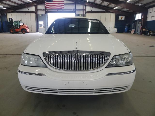 2L1FM88W78X640786 - 2008 LINCOLN TOWN CAR EXECUTIVE WHITE photo 5