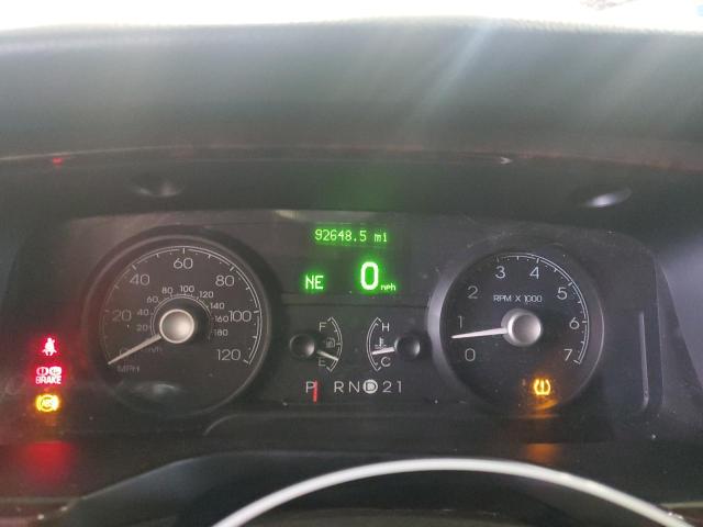 2L1FM88W78X640786 - 2008 LINCOLN TOWN CAR EXECUTIVE WHITE photo 9