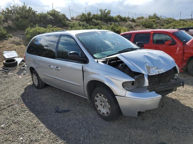 2C4GP44383R259819 - 2003 CHRYSLER TOWN & COU LX SILVER photo 4