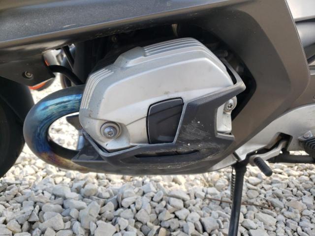 WB1044008CZW20359 - 2012 BMW R1200 RT SILVER photo 7