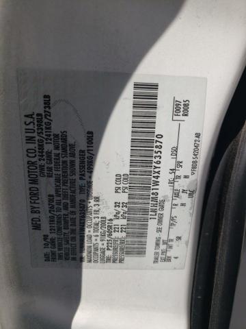 1LNHM81W4XY635870 - 1999 LINCOLN TOWN CAR EXECUTIVE WHITE photo 12