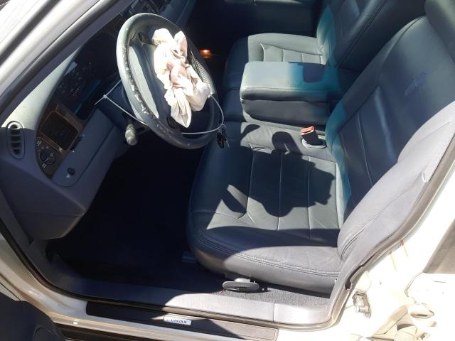 1LNHM81W4XY635870 - 1999 LINCOLN TOWN CAR EXECUTIVE WHITE photo 7